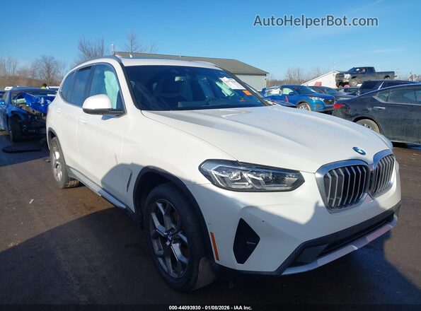 5UX53DP0XP9S11396 2023 BMW X3 White Przód prawy