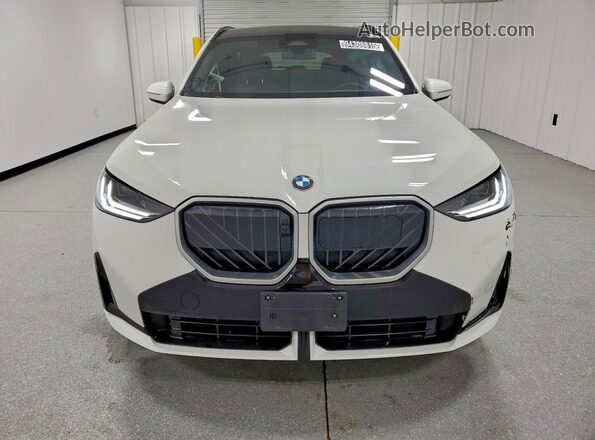 5UX53GP04S9Z70880 2025 BMW X3 Белый Вид спереди