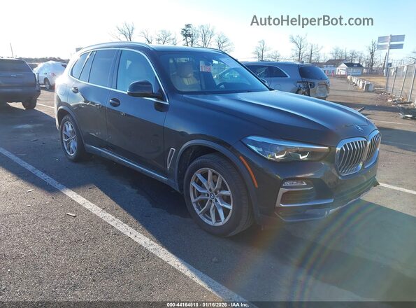 5UXCR6C08LLL82166 2020 BMW X5 Черный Передняя правая четверть