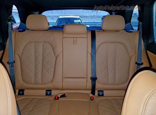 5UXCR6C08P9N73119 2023 BMW X5 White Vista de los asientos traseros