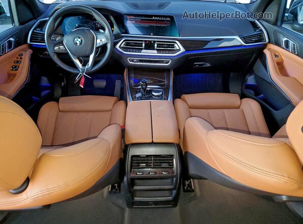 5UXCR6C08P9N73119 2023 BMW X5 White Vista del salpicadero