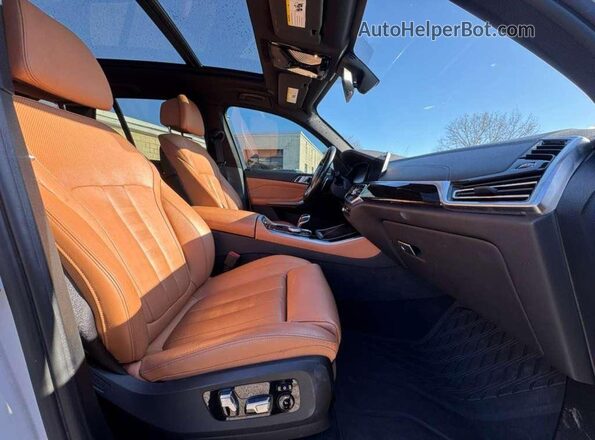5UXCR6C59KLL12380 2019 BMW X5 Белый Вид сзади
