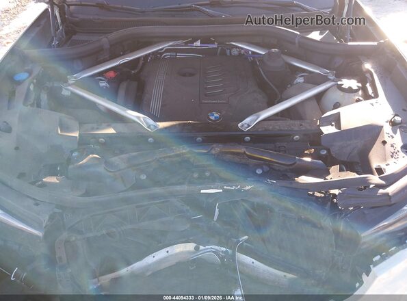 5UXCW2C00N9M49974 2022 BMW X7 Белый Вид сзади