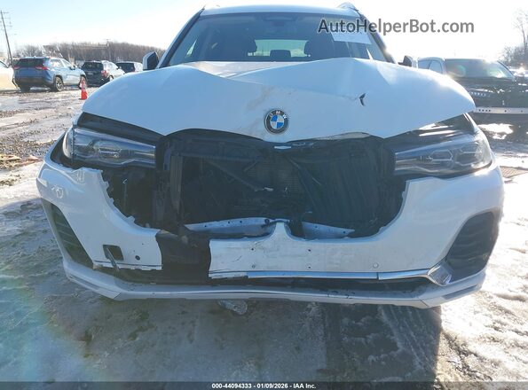 5UXCW2C00N9M49974 2022 BMW X7 Белый Вид щитка приборов