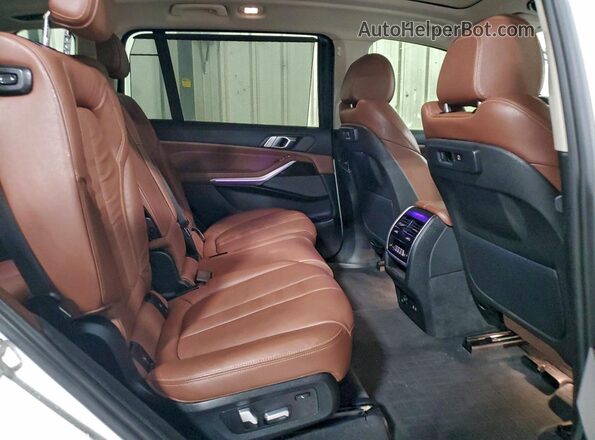 5UXCW2C09L9B77828 2020 BMW X7 Белый Вид задней части салона