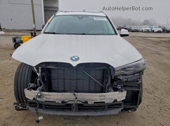 5UXCW2C09N9K25294 2022 BMW X7 Белый Вид спереди