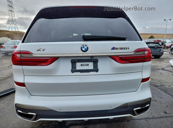 5UXCX6C08N9K12704 2022 BMW X7 White Rear view