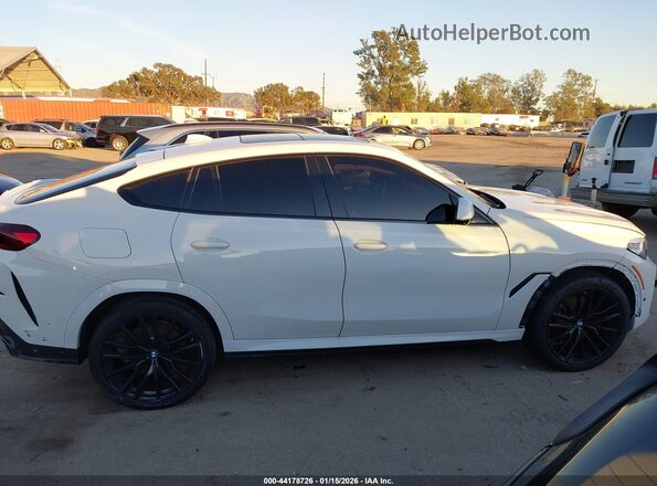 5UXCY6C00P9P83989 2023 BMW X6 Белый Вид задней части салона