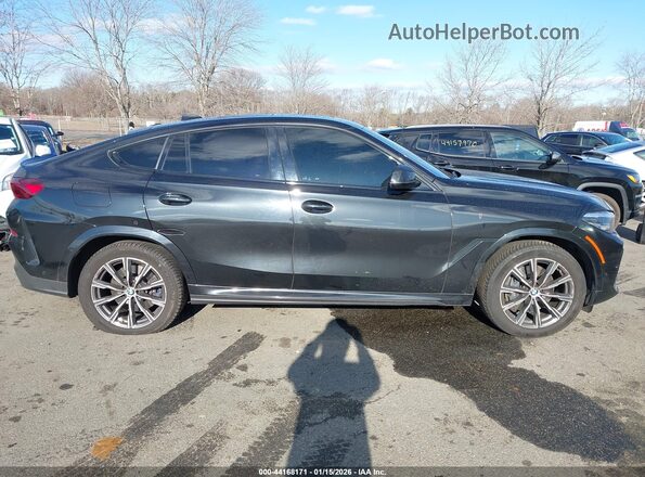 5UXCY6C03M9E62687 2021 BMW X6 Черный Вид задней части салона