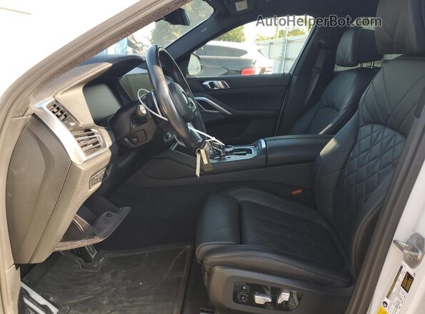 5UXCY6C03P9P83226 2023 BMW X6 Белый Вид салона спереди