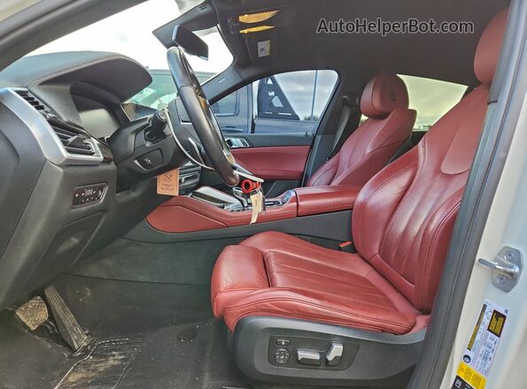 5UXCY6C04M9H53389 2021 BMW X6 Белый Вид салона спереди