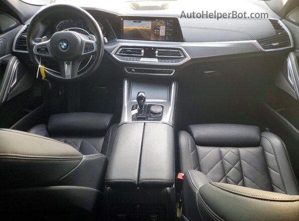 5UXCY6C07P9R94932 2023 BMW X6 Зеленый Вид панели приборов