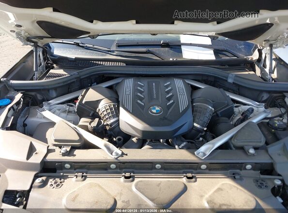 5UXJU4C05P9R21937 2023 BMW X5 Белый Вид сзади