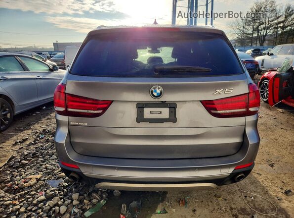 5UXKR0C34H0V70985 2017 BMW X5 Серый Вид сзади