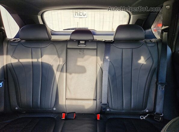 5UXKR0C34H0V70985 2017 BMW X5 Серый Вид задних сидений
