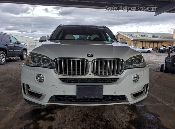 5UXKT0C58G0S79259 2016 BMW X5 White Widok z przodu