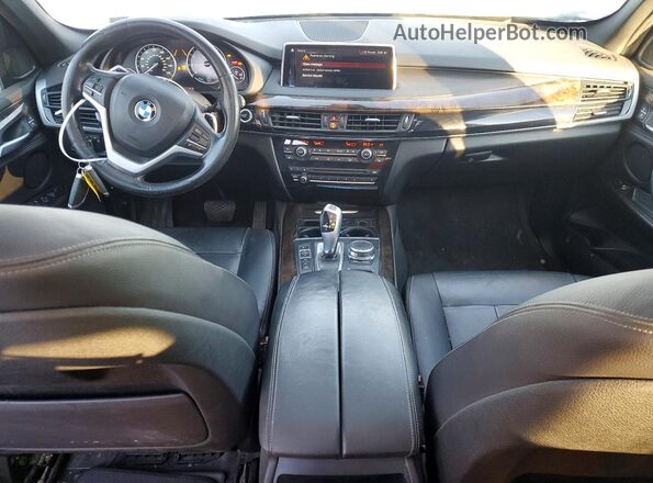 5UXKT0C59J0W00216 2018 BMW X5 Черный Вид панели приборов