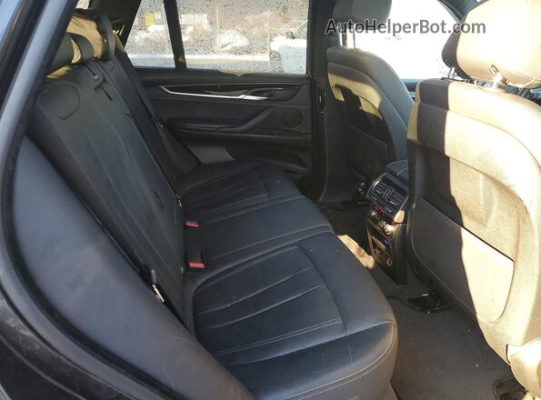 5UXKT0C59J0W00216 2018 BMW X5 Черный Вид задней части салона