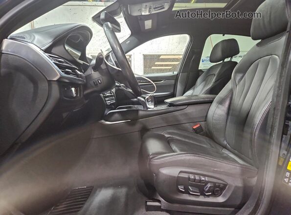 5UXKU2C39H0U29890 2017 BMW X6 Синий Вид салона спереди