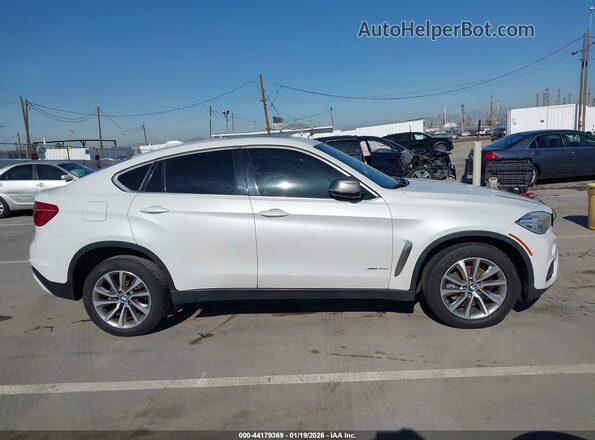5UXKU2C50J0X49638 2018 BMW X6 Белый Вид щитка приборов