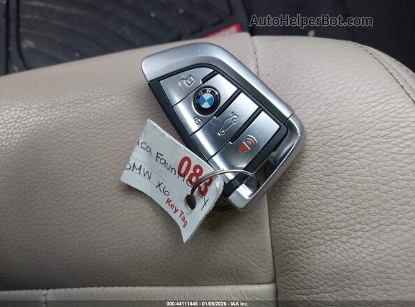 5UXKU2C54K0Z63548 2019 BMW X6 Серый Вид панели приборов