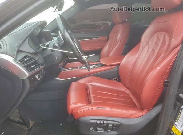 5UXKU2C55H0N84678 2017 BMW X6 Черный Вид салона спереди
