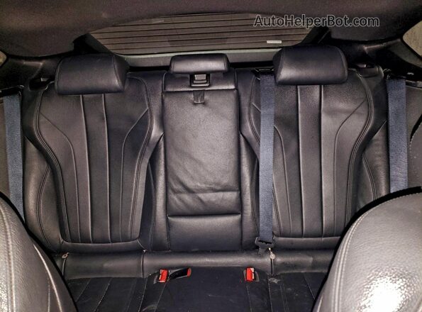 5UXKU2C56G0N81495 2016 BMW X6 Синий Вид задних сидений