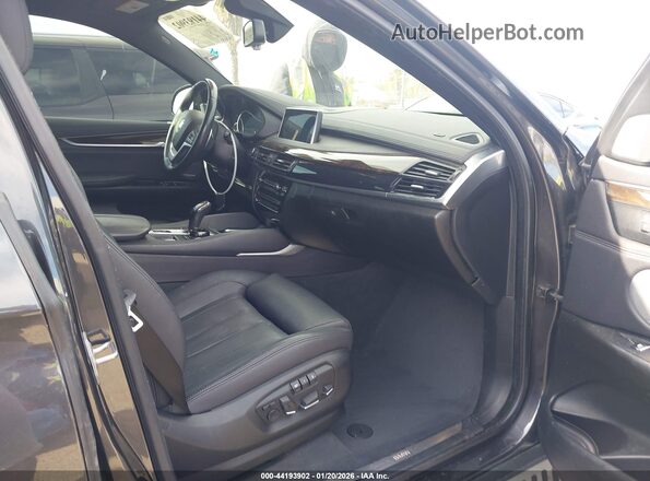 5UXKU6C58H0S99545 2017 BMW X6 Серый Вид салона спереди