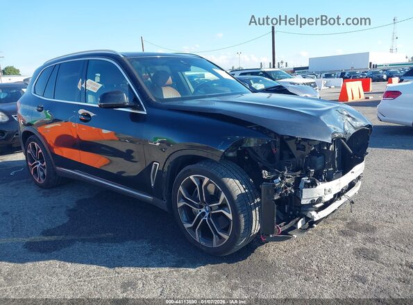 5UXTA6C02P9P65854 2023 BMW X5 Black Передня права чверть