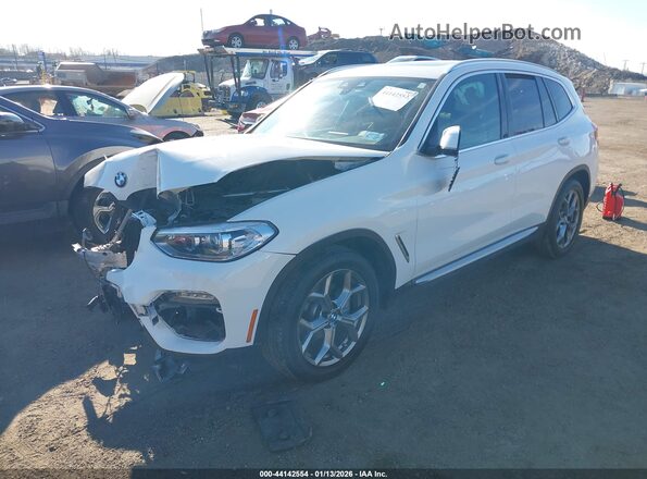 5UXTY3C09M9E85535 2021 BMW X3 White Przód lewy