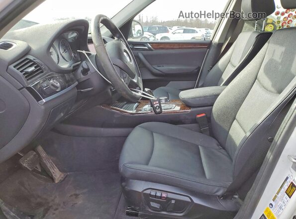 5UXWX9C50G0D70989 2016 BMW X3 Белый Вид салона спереди