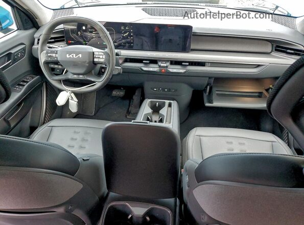 5XYAFFS51TG006757 2026 KIA EV9 Синий Вид панели приборов