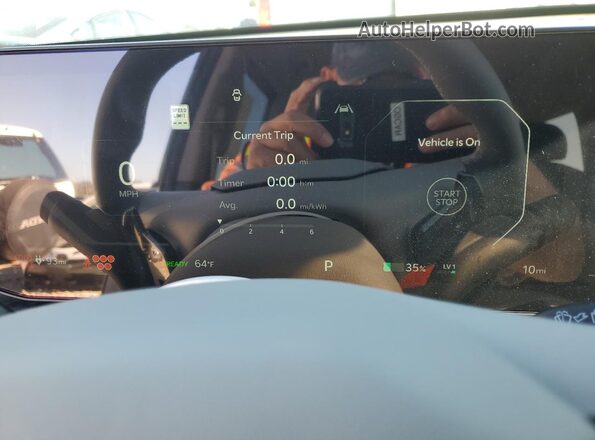 5XYAFFS5XTG011827 2026 KIA EV9 Белый Вид щитка приборов
