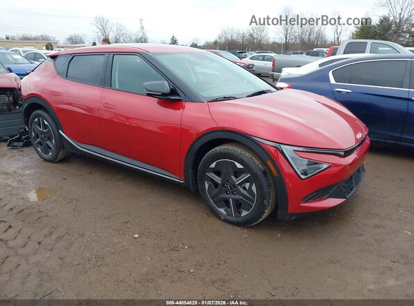 5XYC3DJC9SG002685 2025 KIA EV6 Красный Передняя правая четверть
