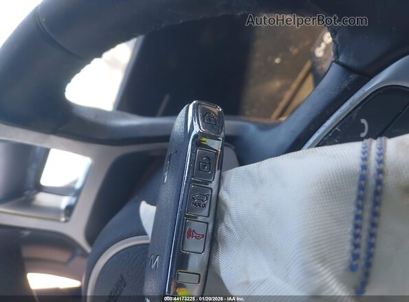 5XYK6CDF6RG159605 2024 KIA SPORTAGE Синий Вид панели приборов