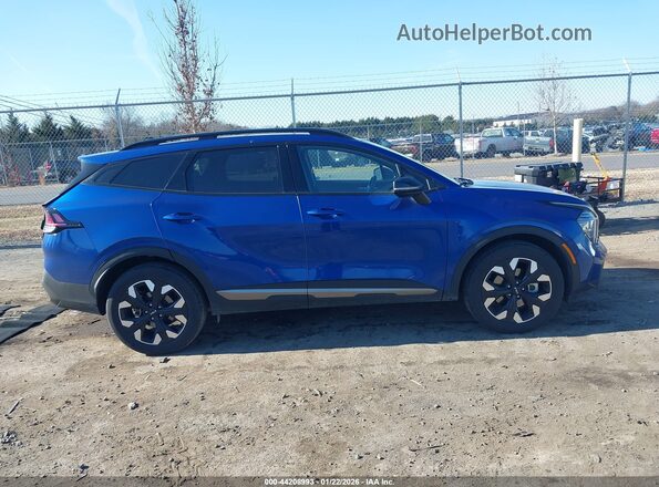 5XYK6CDF8RG218864 2024 KIA SPORTAGE Blue Widok wnętrza z tyłu