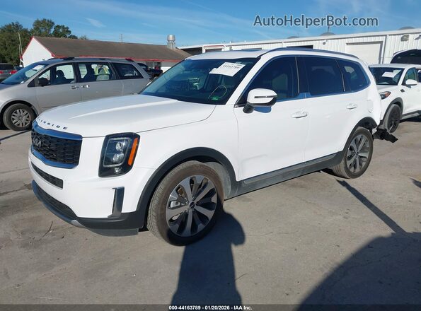 5XYP34HC6NG234818 2022 KIA TELLURIDE Белый Передняя левая четверть