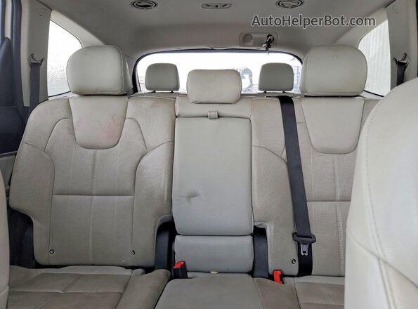 5XYP34HCXLG010979 2020 KIA TELLURIDE White უკანა სავარძლების ხედი