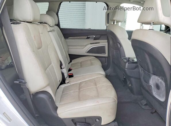 5XYP34HCXLG010979 2020 KIA TELLURIDE White უკანა სალონის ხედი