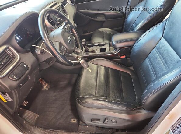 5XYPHDA11GG013592 2016 KIA SORENTO Белый Вид салона спереди