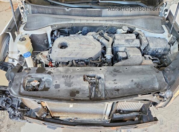 5XYPHDA11GG013592 2016 KIA SORENTO Белый Вид задней части салона