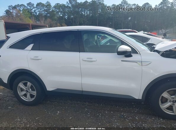5XYRG4LC4NG123673 2022 KIA SORENTO White Vista interior trasera