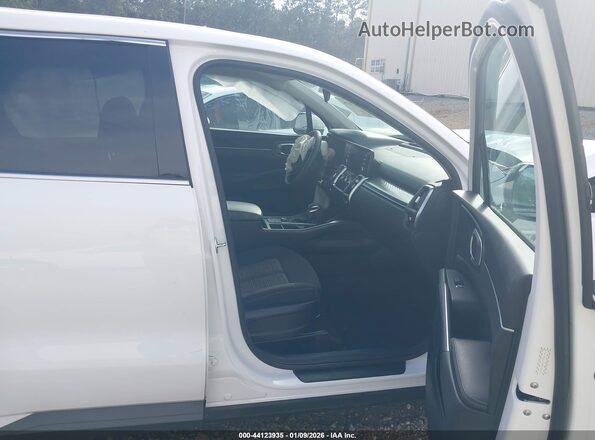 5XYRG4LC4NG123673 2022 KIA SORENTO White Vista interior delantera