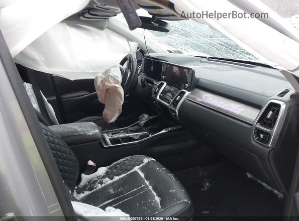 5XYRKDLF4PG246756 2023 KIA SORENTO Gray Front interior view