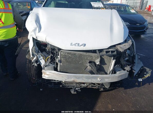 5XYRL4JC0RG289547 2024 KIA SORENTO White Вид спереду
