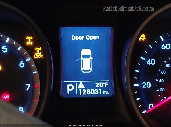 5XYZTDLBXGG346841 2016 HYUNDAI SANTA FE SPORT Серебряный 