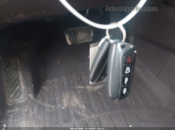 5XYZUDLB7JG524841 2018 HYUNDAI SANTA FE SPORT Белый Вид панели приборов