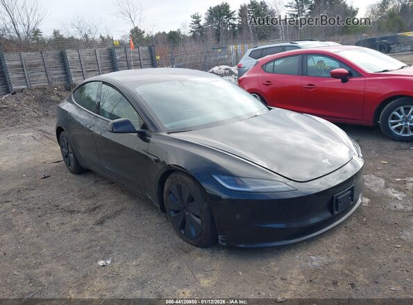 5YJ3E1EB0SF982731 2025 TESLA MODEL 3 Black Vista interior trasera