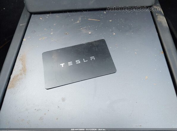 5YJ3E1EB0SF982731 2025 TESLA MODEL 3 Black Vista del salpicadero