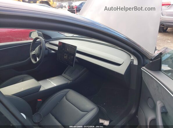 5YJ3E1EB0SF982731 2025 TESLA MODEL 3 Black Vista interior delantera